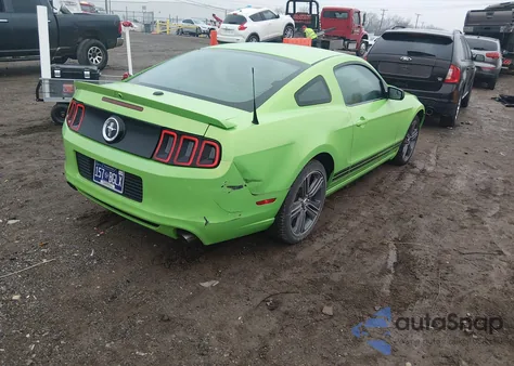 2013 Ford Mustang V6 Premium z USA, uszkodzony, nr VIN 1ZVBP8AM0D5263292